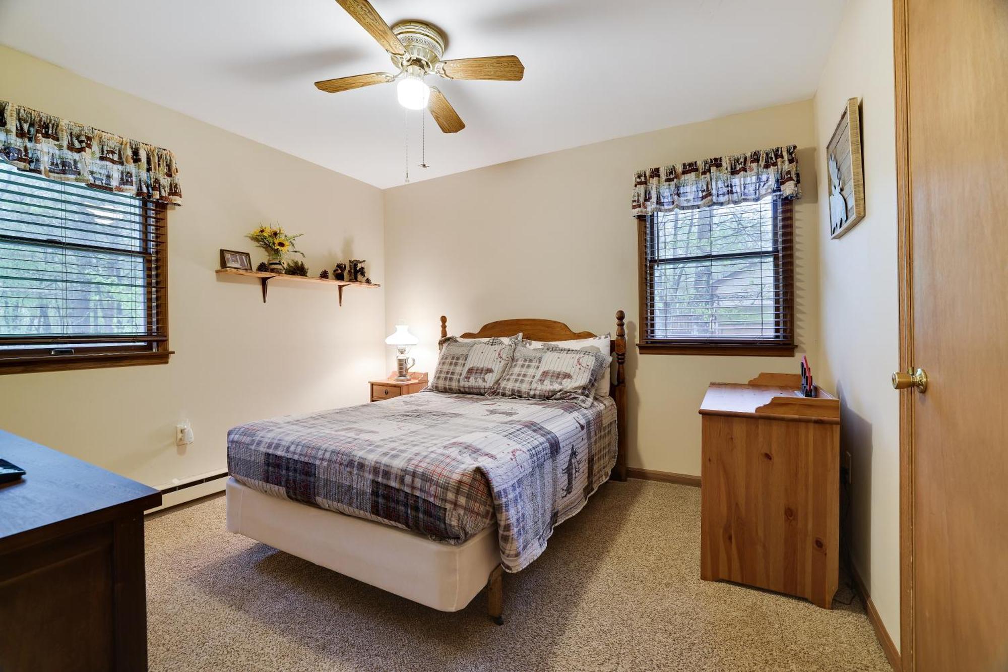 Serenity And Fun All In One In This Cozy Pocono Cabin Jim Thorpe Luaran gambar