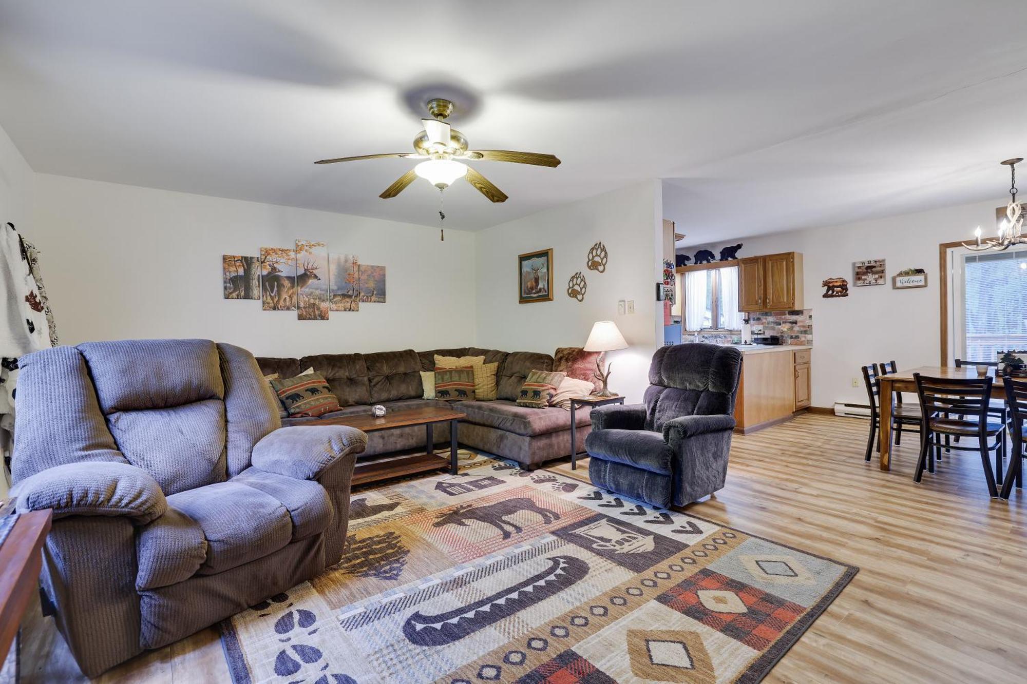 Serenity And Fun All In One In This Cozy Pocono Cabin Jim Thorpe Luaran gambar