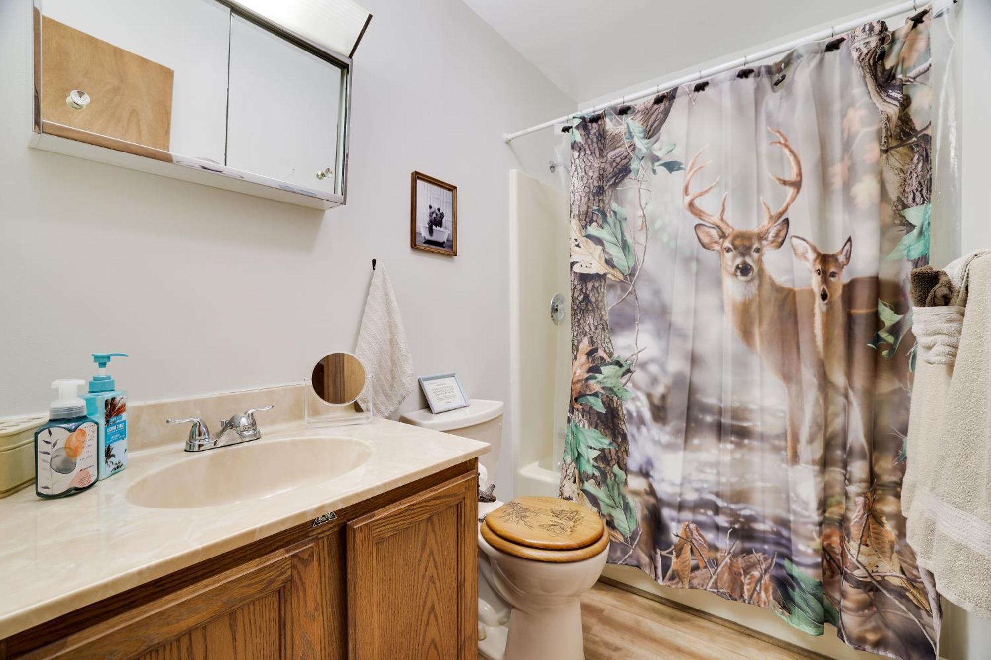 Serenity And Fun All In One In This Cozy Pocono Cabin Jim Thorpe Luaran gambar