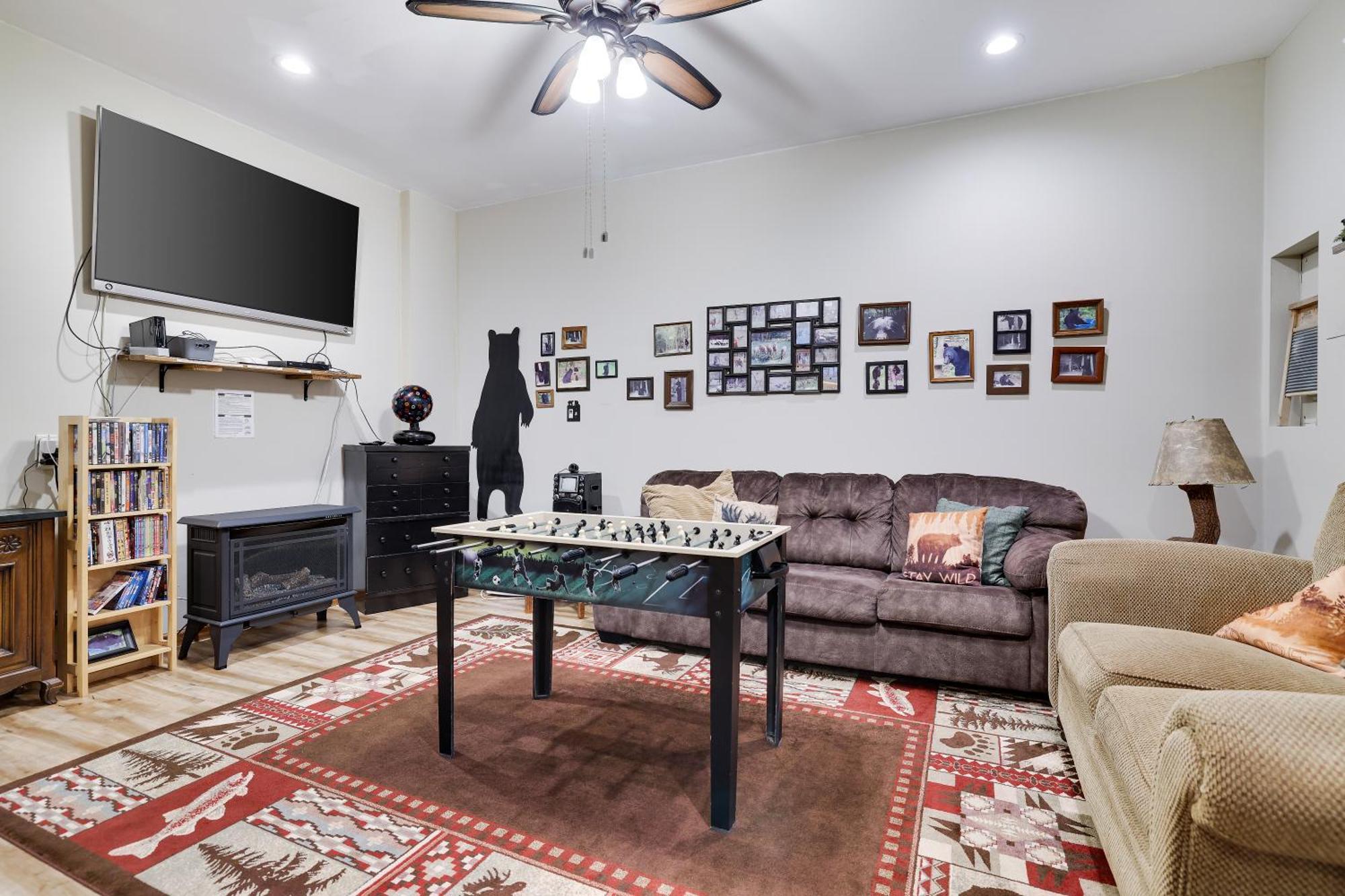 Serenity And Fun All In One In This Cozy Pocono Cabin Jim Thorpe Luaran gambar