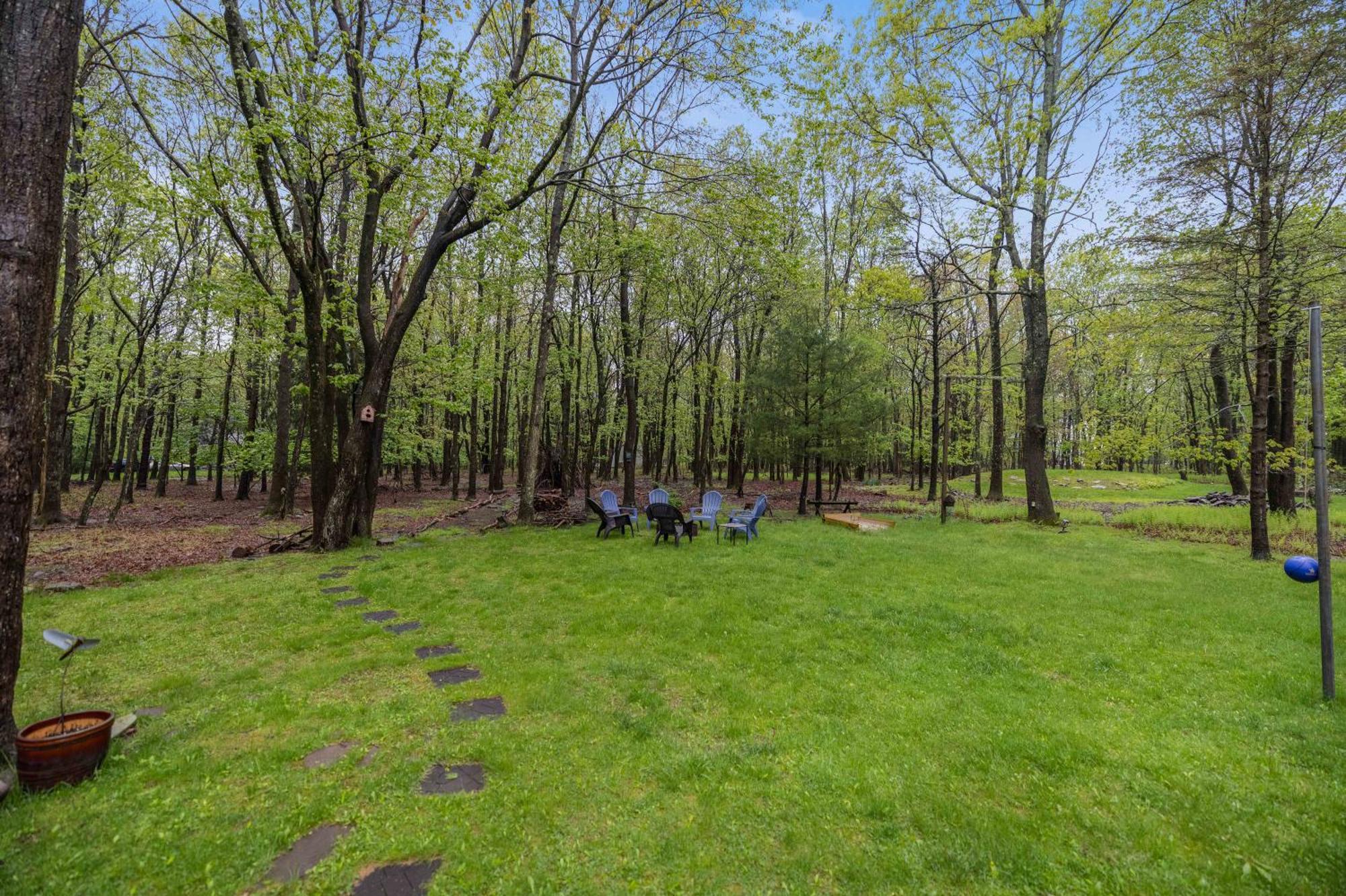 Serenity And Fun All In One In This Cozy Pocono Cabin Jim Thorpe Luaran gambar